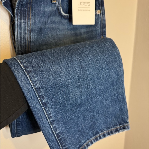 Joe's Jeans Women's Margot Pinnacle Blue Slim Ankle size 34, NWT - Picture 3 of 6
